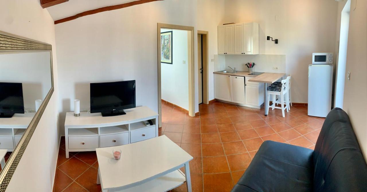 Seaside Apartments Petar 克尔克 外观 照片